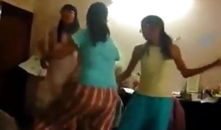 सुंदर प्रेस्ली हार्ट स्टॉकिंग्स में उसके फुल सेक्सी मूवी पिक्चर दोस्त द्वारा गड़बड़ हो जाता है