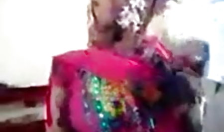 वेश्या सुजान वेनेरा दो सेक्सी फिल्म फुल मूवी आदमियों में मुर्गा चूसती है