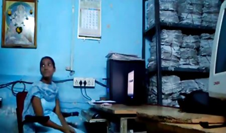 बेलगाम गोरा दोस्तों के साथ सेक्स करना चाहता था मूवी फुल सेक्सी मूवी