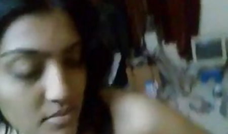 एक गुदा खिलौना के साथ भूरे बालों वाली लड़की फुल सेक्सी फिल्म वीडियो