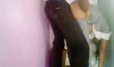 जैनेनी तैयार सेक्सी फिल्म चाहिए फुल मूवी होने के लिए अपने पति के इंतजार में थी