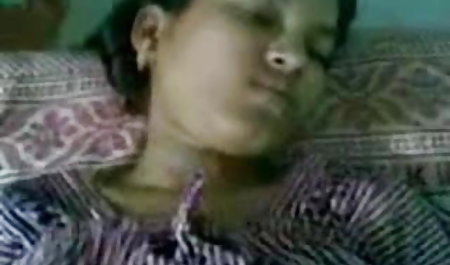 कार सेक्सी हिंदी फुल मूवी में शौकिया blowjob