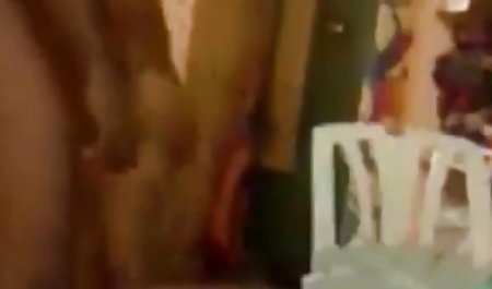 गले की गहरी अंग्रेजी फुल सेक्सी मूवी चुदाई