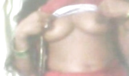 सैंडी सेक्स पिक्चर फुल मूवी और लारा ब्रूक्स ने नए खिलौने खरीदे