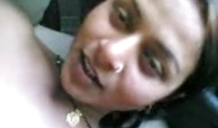 माँ ने अपनी बेटी को वयस्क संबंधों की मूल फुल एचडी फिल्म सेक्सी बातें सिखाने का फैसला किया