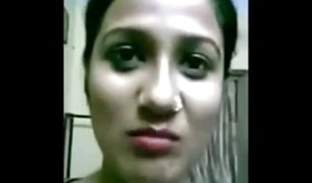 घुंघराले लाल बालों वाली सेक्सी मूवी फुल एचडी सेक्सी मूवी देवी के साथ कामुक फिल्म