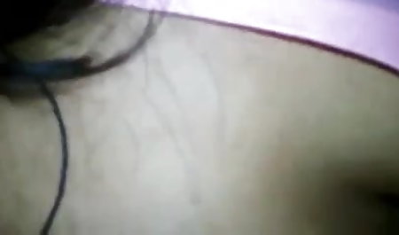 बालों वाली बिल्ली भोजपुरी सेक्सी फुल मूवी के साथ सौंदर्य dildo के साथ आनंद लेने के लिए तैयार है!
