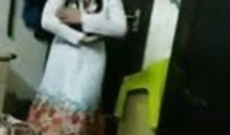 एक और रोमांटिक साहसिक भोजपुरी फुल सेक्सी मूवी में पोर्न स्टार