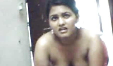 गोरा एक आदमी को एक blowjob देता सेक्सी मूवी फुल एचडी हिंदी में है