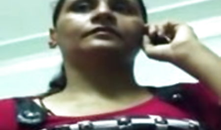 निक्की बॉलीवुड की फुल सेक्सी मूवी बेंज प्रकृति में गड़बड़